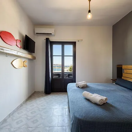 ゲストハウス Ragoussis Sweet 3*